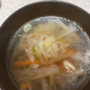 ごま油香る★大根と人参とえのきの中華スープ